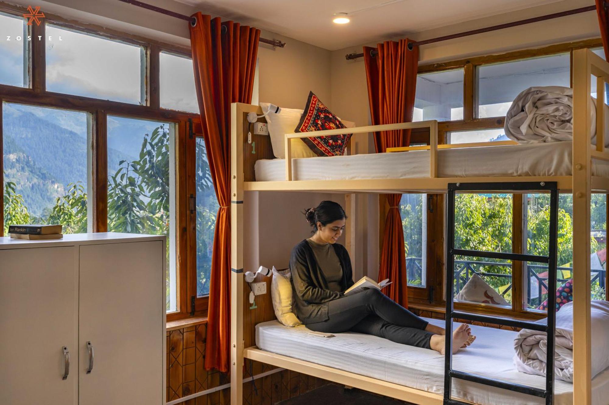Zostel Old Manali Pansiyon Dış mekan fotoğraf