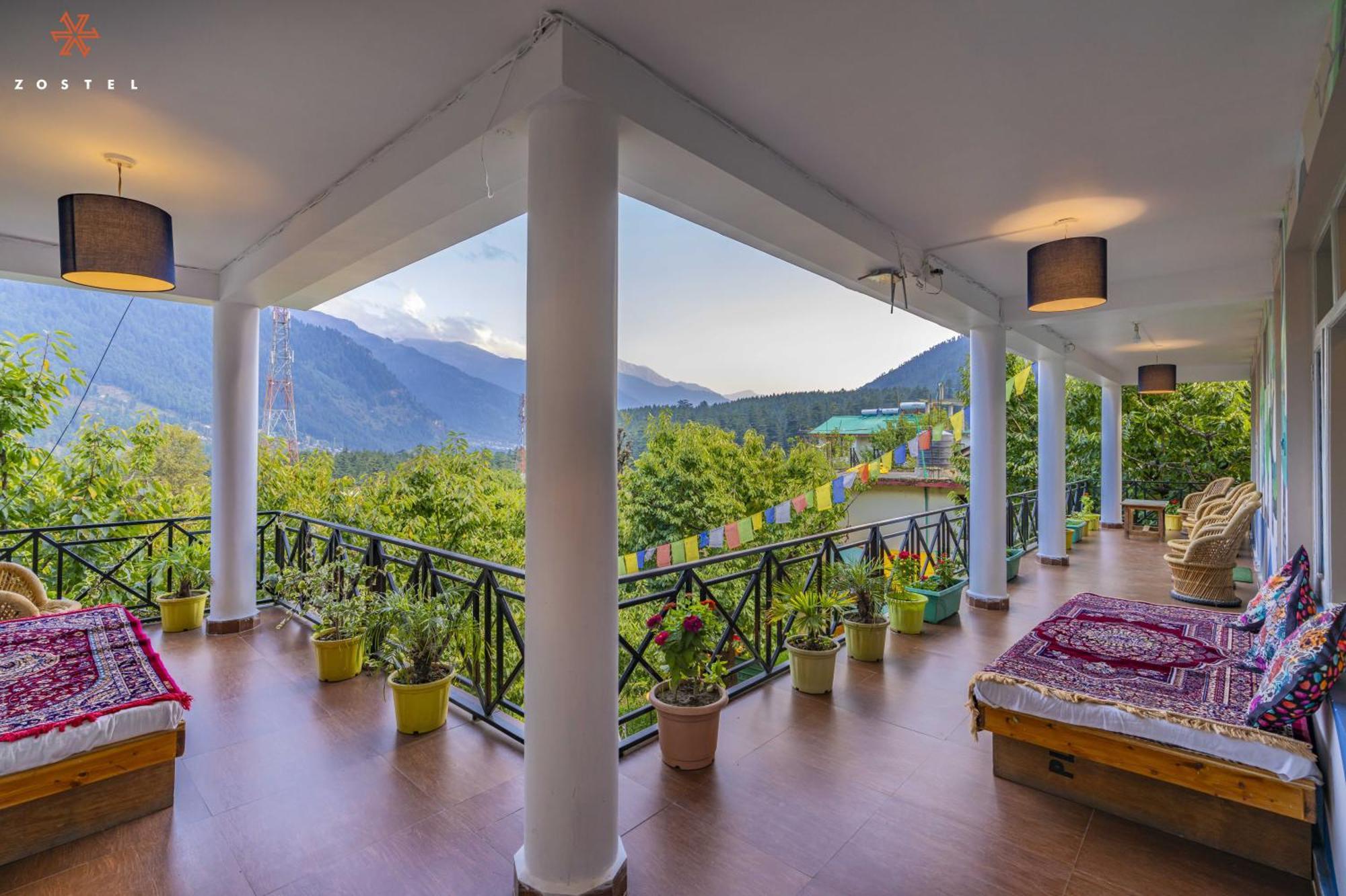 Zostel Old Manali Pansiyon Dış mekan fotoğraf